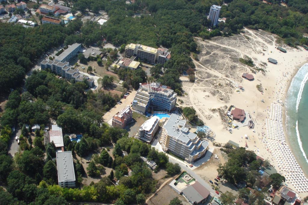 Hotel Kamenec 키텐 외부 사진