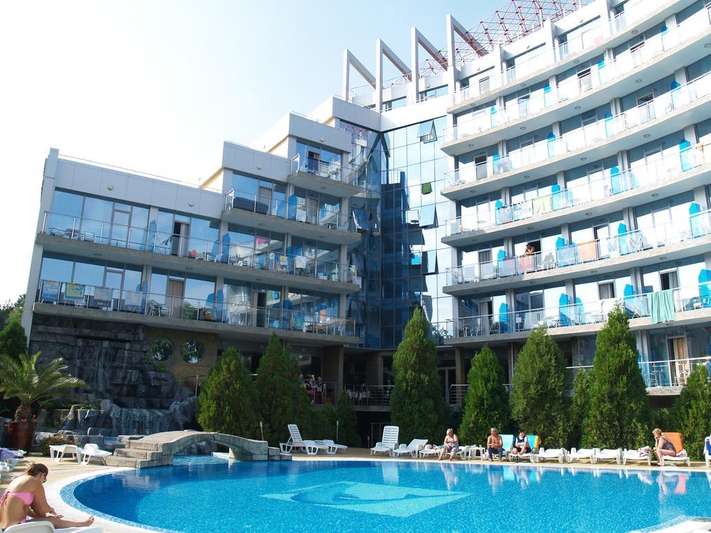 Hotel Kamenec 키텐 외부 사진