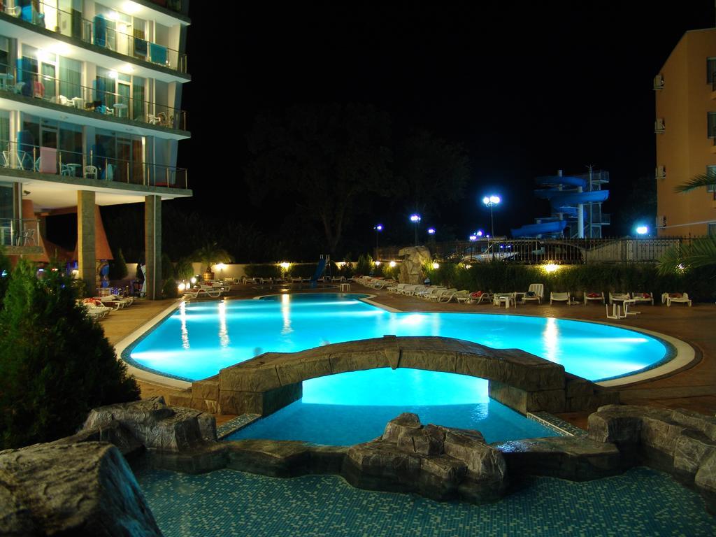 Hotel Kamenec 키텐 외부 사진