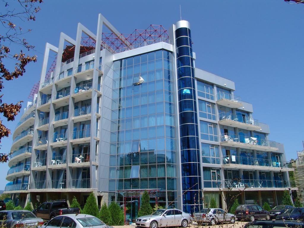 Hotel Kamenec 키텐 외부 사진