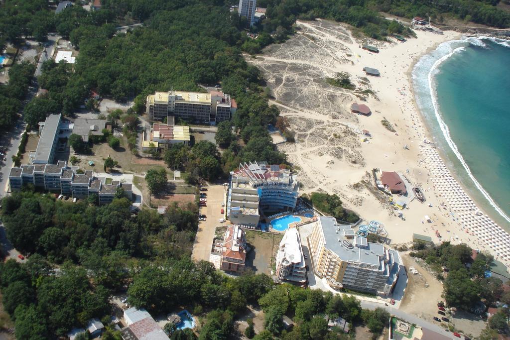 Hotel Kamenec 키텐 외부 사진