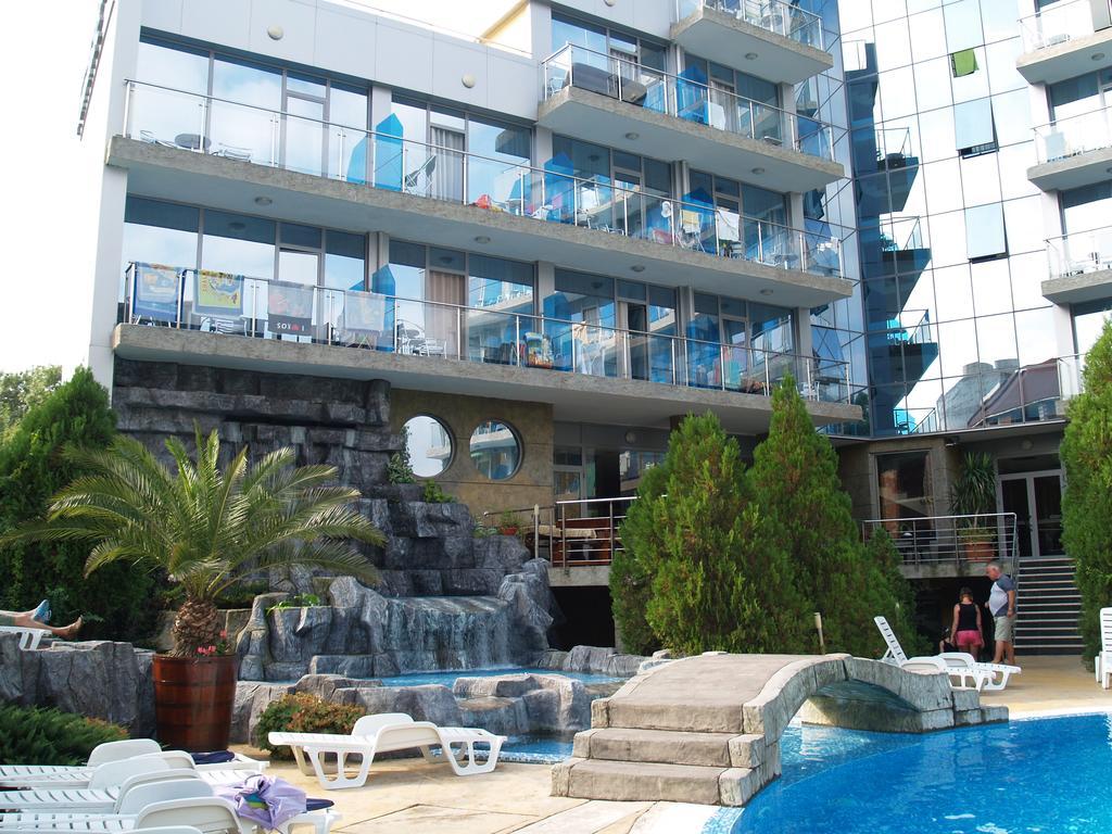 Hotel Kamenec 키텐 외부 사진