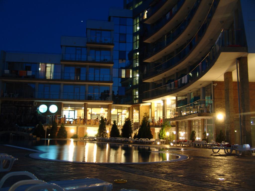 Hotel Kamenec 키텐 외부 사진
