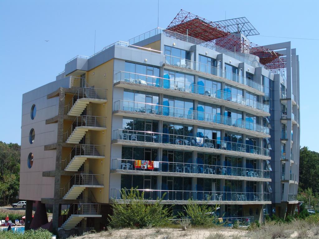 Hotel Kamenec 키텐 외부 사진
