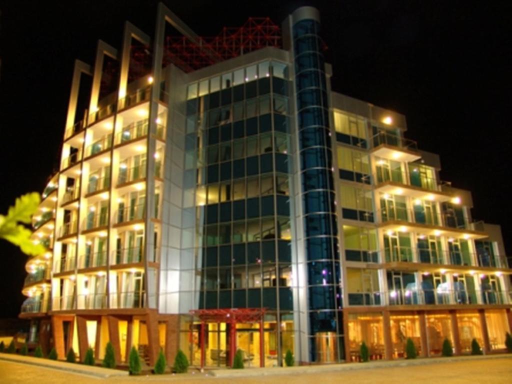 Hotel Kamenec 키텐 외부 사진