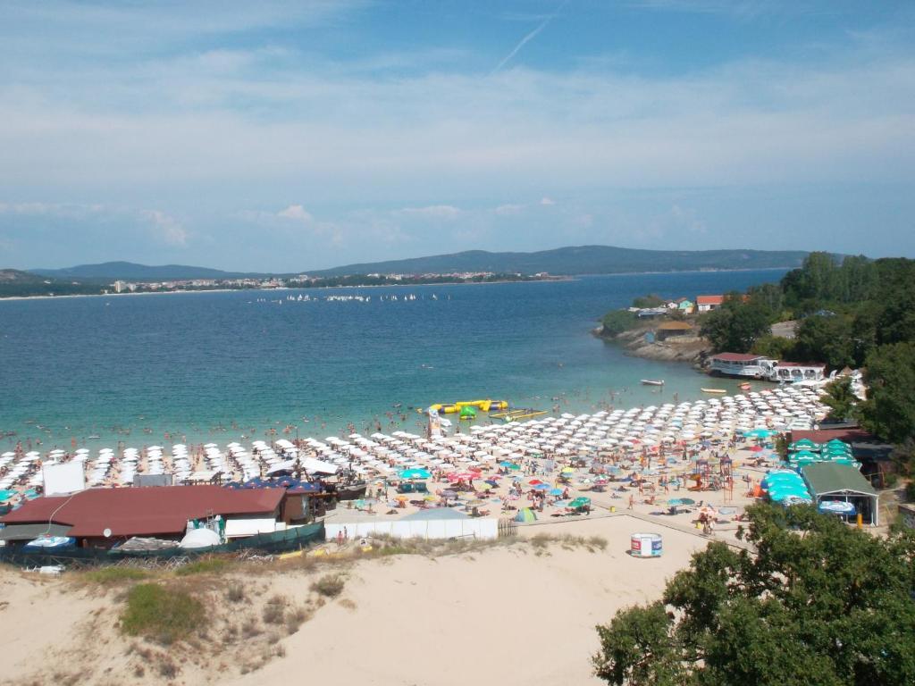 Hotel Kamenec 키텐 외부 사진